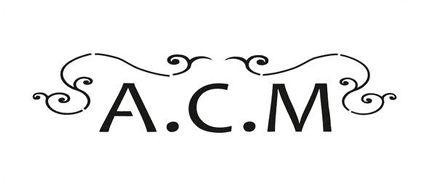 Logo A.C.M élégant avec arabesques et fioritures noires Logo A.C.M noir sur fond blanc orné de fioritures et d'arabesques élégantes.